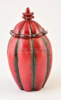 Jelzett fedeles váza, festett mázas kerámia, apró kopásnyomokkal, m: 26 cm