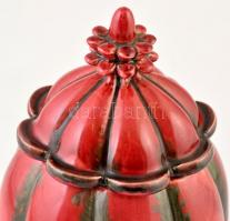 Jelzett fedeles váza, festett mázas kerámia, apró kopásnyomokkal, m: 26 cm