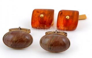 Bizsu tétel: mandzsetták , kitűzők, gomb, összesen: 13 db, ékszertartó dobozban