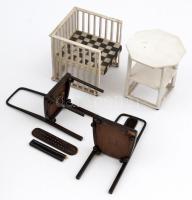 Bútor makettek, egyik széknek a lábai letörtek, összesen: 4 db, m:10-14 cm