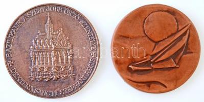 1983. "Szent István Bazilika felújítása" öntött Br emlékérem. Szign.: PAX (81mm) + DN &quo...