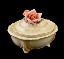 Ens rózsás porcelán bonbonier, kézzel festett, jelzett, lepattanással, 12×9 cm