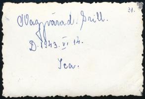 1943 Nagyvárad, Grill Kávéház, fotó, kis tintafolttal, 5,5×8,5 cm