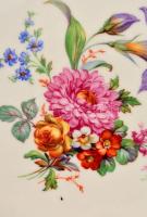 Zsolnay Éva tál, matricás, kopásnyomokkal, jelzett, d:30 cm