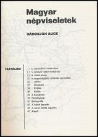 Magyar Népművészet sorozat két kötete (1., 3.): 
Domanovszky György: Magyar nép kerámia.;
Gáborján...