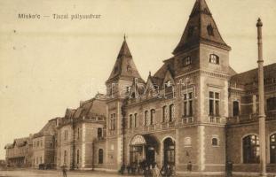 Miskolc - 3 db régi városképes lap: Tiszai pályaudvar, vasútállomás, Széchenyi utca, Bruckner villa / 3 pre-1945 town-view postcards