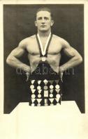 Birkózó bajnok az érmeivel / Wrestler champion with his medals. photo