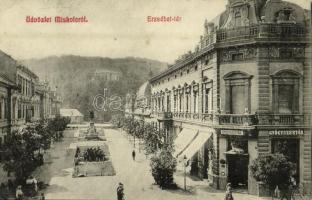 1913 Miskolc, Erzsébet tér, Gyógyszertár, Kossuth szobor. Kiadja Grünwald Ignác 520. (megerősített sarkak / restored corners)