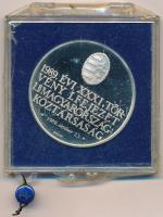 Bognár György (1944-) 1990. "MÉE / Magyarország: köztársaság" Ag emlékérem leragasztott pl...