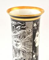 Hollóházi Szász Endre által tervezett mintával díszített porcelán váza, matricás, apró kopásnyomokka...