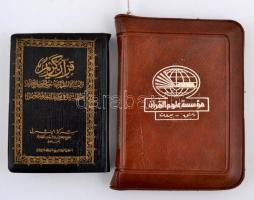 2 db kisméretű Korán, 10,5x7,5 cm és 13,5x10 cm