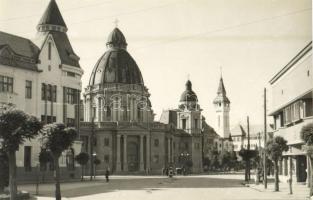Marosvásárhely, Targu Mures; utca, görög katolikus templom / Greek Catholic church. photo