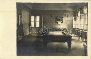 1930 Békéscsaba, szálloda belső, udvari olvasó és játékterem biliárd asztallal. photo (fl)