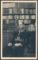 1944 Kassa, Dr. Pfeiffer Miklós (1887-1979) kassai nagyprépost, Dr. Szerecz Imre fotója, a hátoldalon feliratozva,14x9 cm