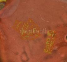 Zsolnay eozin mázas ülő kislány, jelzett, apró kopásokkal, karcolásokkal, m: 7 cm