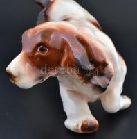 Kutyus, jelzett, kézzel festett, apró kopásnyomokkal, m: 11 cm, h:30 cm