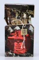 1975 Tokaji Aszú 3 puttonyos két palack, palackozta: Tokajhegyaljai Állami Gazdasági Borkombinát. Sátoraljaújhely, díszcsomagolásban, bontatlan, fogyaszthatósága nem bevizsgált, 0,5 l (2×)