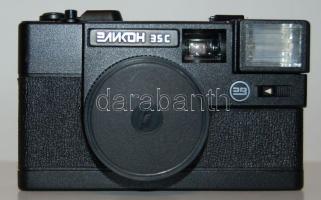 Slikon orosz fényképezőgép vakuval