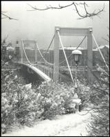Klell Kálmán (1897-1980): Budapest, Erzsébet híd, hátoldalon feliratozott fotó, 30×24 cm