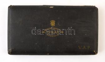 Turán precíziós körzőkészlet, eredeti tokjában, hiányos