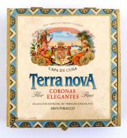 2 db kubai szivaros doboz, benne 2 db szivar és dombornyomott szivarreklám