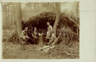 1915 Szalonnát pirító osztrák-magyar katonák / WWI Austro-Hungarian K.u.K. military, soldiers toasting bacon in the forest at the front. photo + "K.U.K. FELDMARODENHAUS Nr. 2/2." "K.u.K. FELDPOSTAMT 15." (EK)