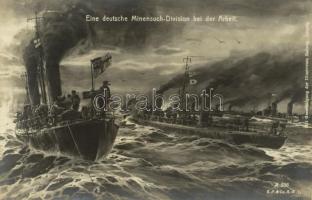 Eine deutsche Minensuch-Division bei der Arbeit / WWI German Imperial Navy (Kaiserliche Marine) minesweeper division at work