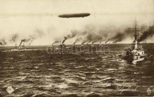 Deutches Geschwader vor Helgoland / WWI German Imperial Navy (Kaiserliche Marine) squadron near Helgoland, zeppelin, airship (EK)