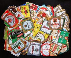 267 darab külföldi sörcímke gyűjtemény