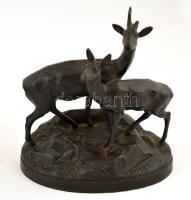 Öntöttvas szarvas figura és őzgidák szobor. Jelzettek, 30cm, 16 cm