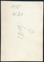 1935. április 21. Kinszki Imre (1901-1945) budapesti fotóművész hagyatékából, a szerző által felirat...