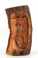 Krisztus fej, fa törzsből faragott, jelzés nélkül, m: 13,5 cm