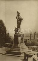 Budapest I. Hunyadi János szobor