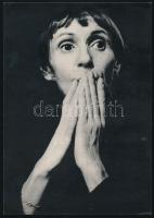 Ruttkai Éva és Psota Irén színésznők, 4 db fotó és papírkép, 13×18 és 23×16 cm