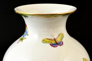 Herendi Viktória mintás porcelán váza, kézzel festett, jelzett, apró kopásnyomokkal, m: 23 cm