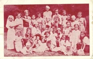 1939 Szarvaskend, Szt. Domonkos nővérek zárdája, nyaraló gyermekek (szakadások / tears)