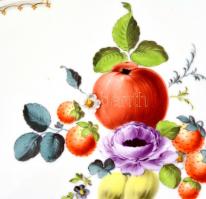 Gyümölcsmintás porcelán tál, kézzel festett, jelzett, kis kopásnyomokkal, d: 26 cm