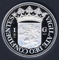 Hollandia 1680. 1G Ag nagyalakú utánverete 31,13g T:PP