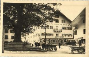 Reutte, Ausserfern, Marktplatz, Gasthof & Brauerei zum "Hirsch" / market square, hotel and brewery, automobiles