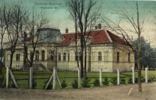 1909 Kisbér, Ménesparancsnoki lak, kastély. Kiadja Haftl Kálmán (Rb)