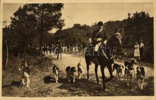 1938 Le Touquet-Paris-Plage, Le Départ des Draga / French hunters on horses with hunting dogs