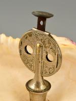 Tengeri kagylós szivarvágó, kagyló sérült, 18×13 cm