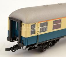 Roco Nr. 44684 személyvagon modell, eredeti dobozában, egy-két alkatrésszel, jó állapotban, 30x3x4,5...