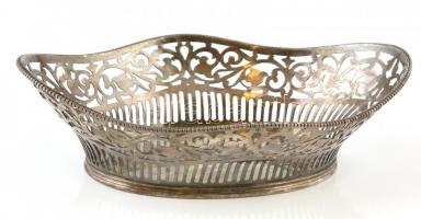 Ezüst áttört szélű kosárka, jelzett, 20,5×14,5 cm, nettó: 221 g
