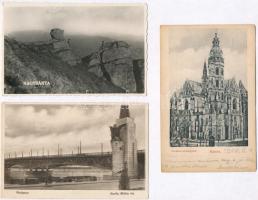 35 db főleg régi magyar és történelmi magyar városképes lap / 35 mainly pre-1945 Hungarian and Histo...