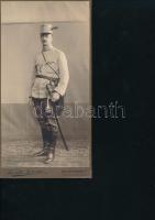cca 1910 Székelyudvarhely, katona karddal, keményhátú fotó Kováts István műterméből, 21×11 cm