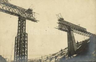 ~1916 A felrobbantott Karakó völgyhíd, viadukt a Gyimesi vasútvonalon, katonák / WWI Austro-Hungarian K.u.K. military, blown-up railway bridge, viaduct on the Ghimes railway line. photo
