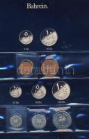 Kis tengerentúli gyűjtemény, 52db,  hozzávaló dekoratív, gyűrűs albumban, ismertetőkkel T:vegyes