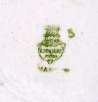 Zsolnay tálka, matricás, jelzett, kopásnyomokkal, d:15,5 cm