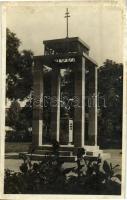 1942 Szécsény, Szent István emlékmű. Vadász foto